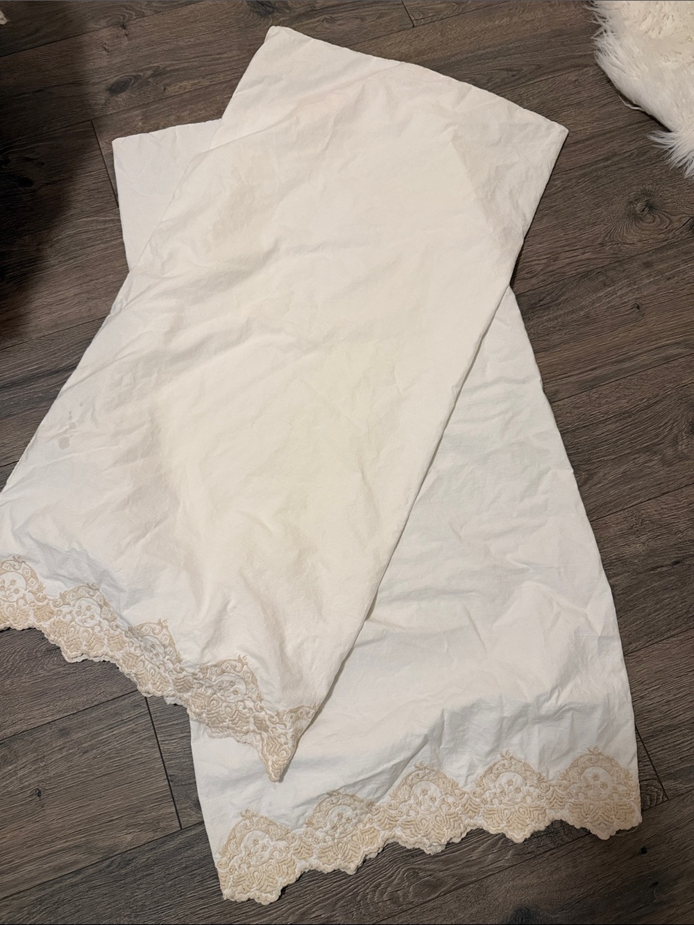 Vintage D. Porthault Ivory Lace-Trim Pillowcase Pair